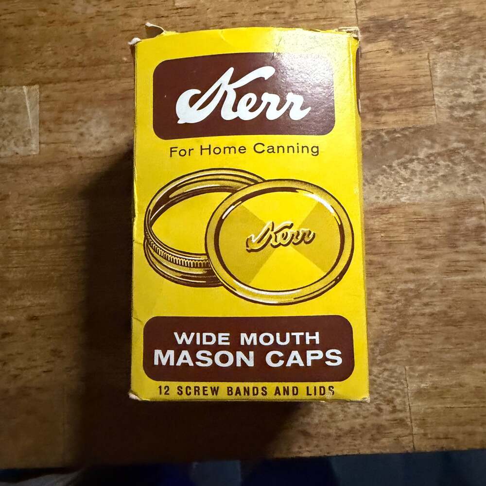 Vintage Kerr Regular Mason Caps 12 Screw Bands and Lids Original Box